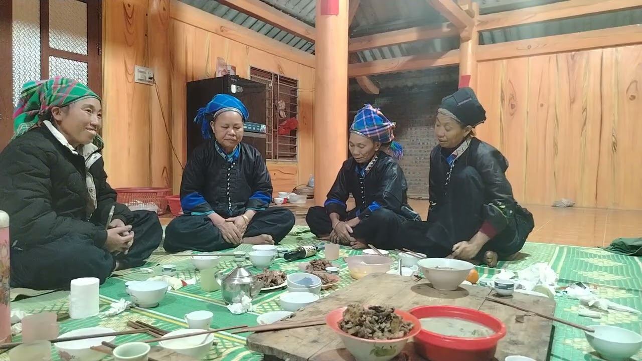 Hát Nùng gái sán sả hồ 