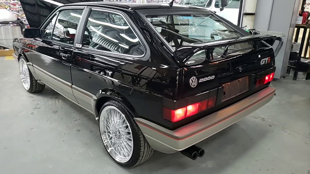 GTI preto pronto para partir!