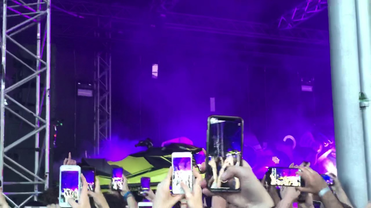 Next Ufo361 feat. RIN Live ljubav Festival Köln(2.6.2019)