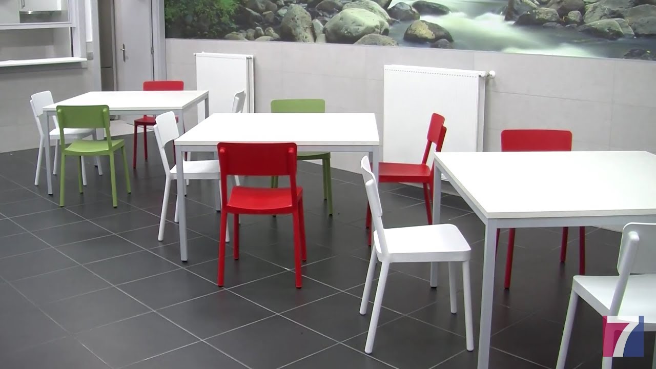 Personas sin hogar duermen en la calle, en Barakaldo, a pesar de existir hasta 8 plazas libres en..