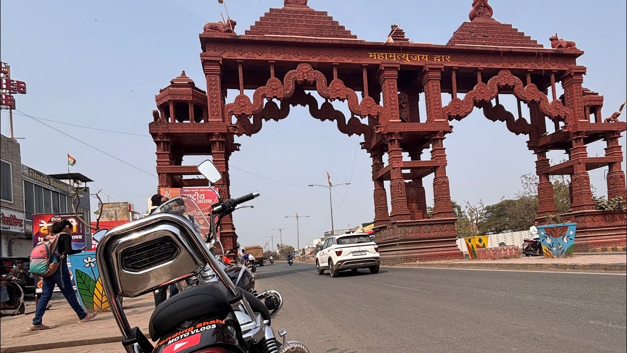 महाकाल के दर्शन का सौभाग्य वो भी २६ जनवरी मै शादी की सालगिरह पर महाकाल के दर्शन अद्भुत है ये बात#लव 