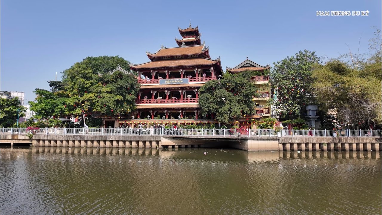 CHÙA PHÁP HOA – ngôi chùa đẹp bên dòng sông Nhiêu Lộc