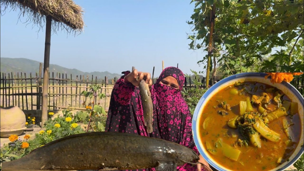 দেশি পাকা রুই মাছ আর বাগানের স্কোয়াশ দিয়ে গ্রামীন রান্না || Villfood by Laki