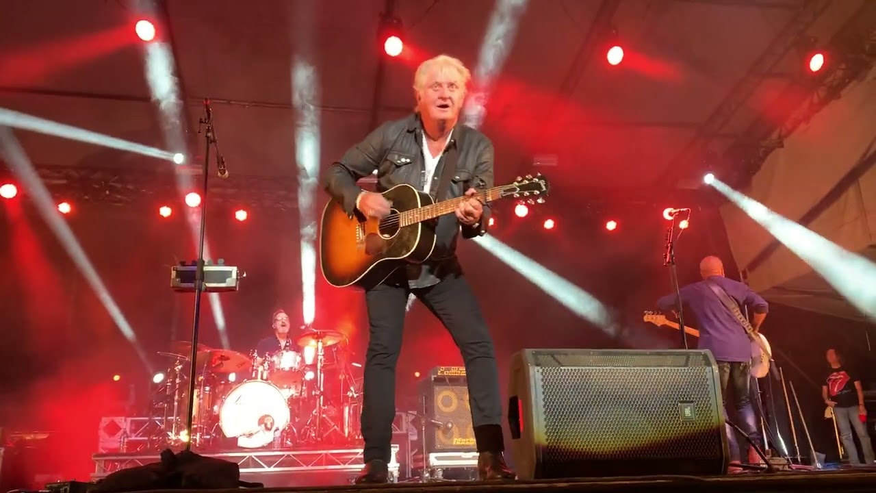 Untouchable One - Tom Cochrane at Rock the River 2023