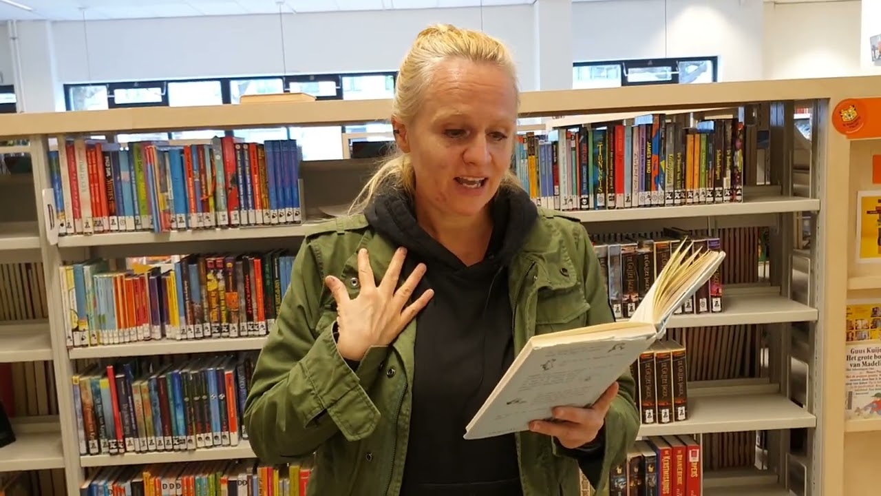 Interactief voorlezen groep 7 & 8 kinderboekenschrijver Marie-Louise Sekr&egrave;ve