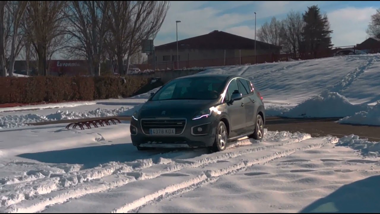 Bridgestone A005 Evo  Peugeot 3008 hybrid 4
