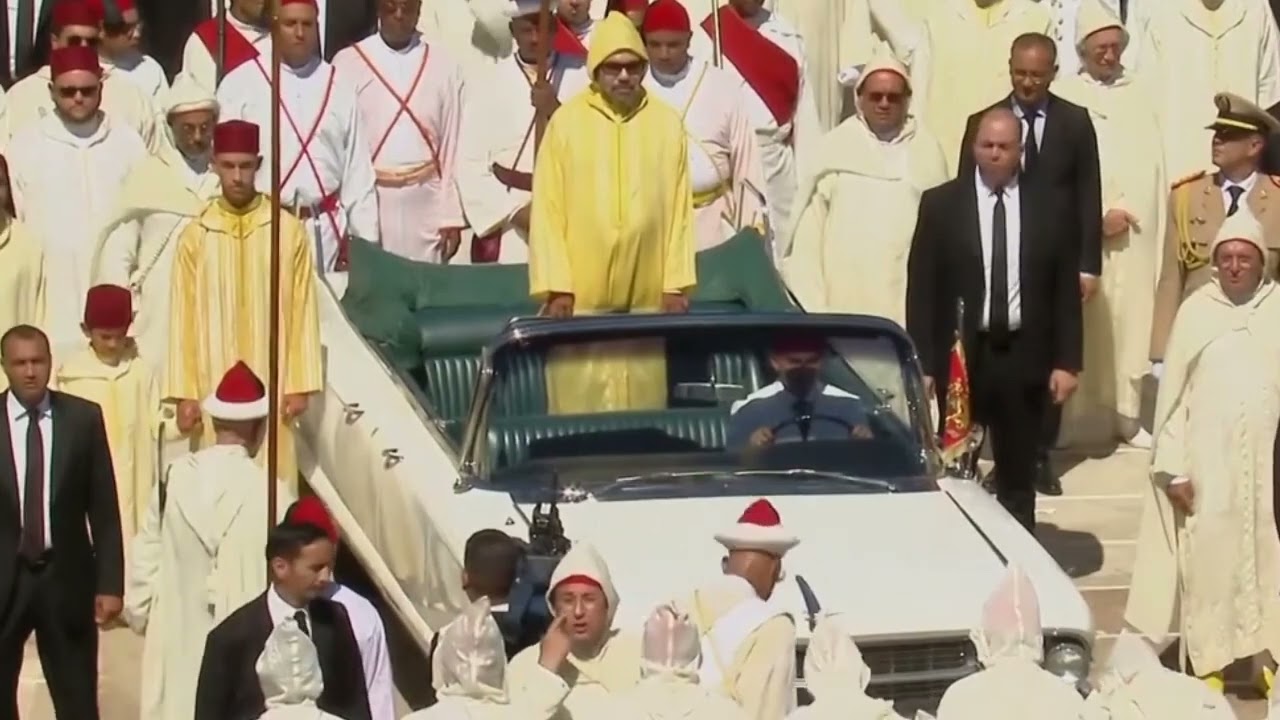 Sa Majesté le Roi, Amir Al-Mouminine, préside à Tétouan la cérémonie d’allégeance