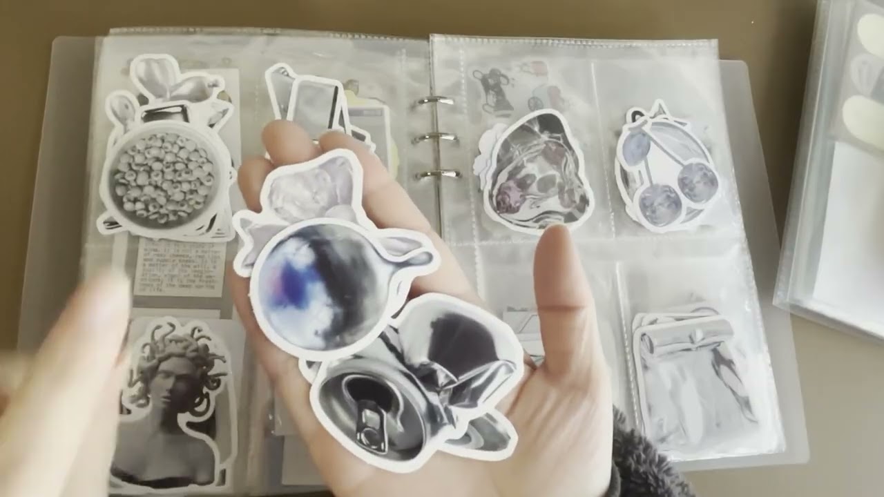 シール紹介｜シール収納｜3冊のファイルをゆるっと公開｜気づいたらシールが増えてました