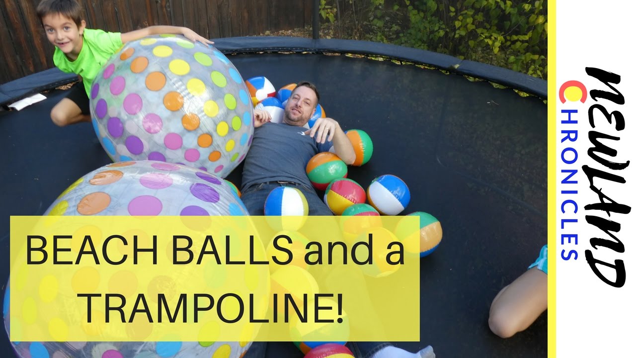 THIS WAS SO MUCH FUN :: BEACH BALLS ON A TRAMPOLINE!