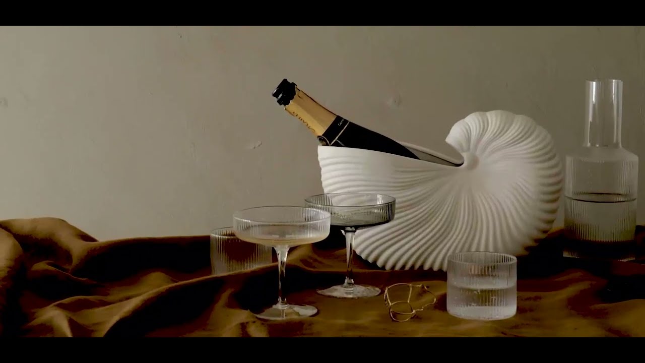 Ferm Living | Happy New Year mit der Shell Pot Vase | smow