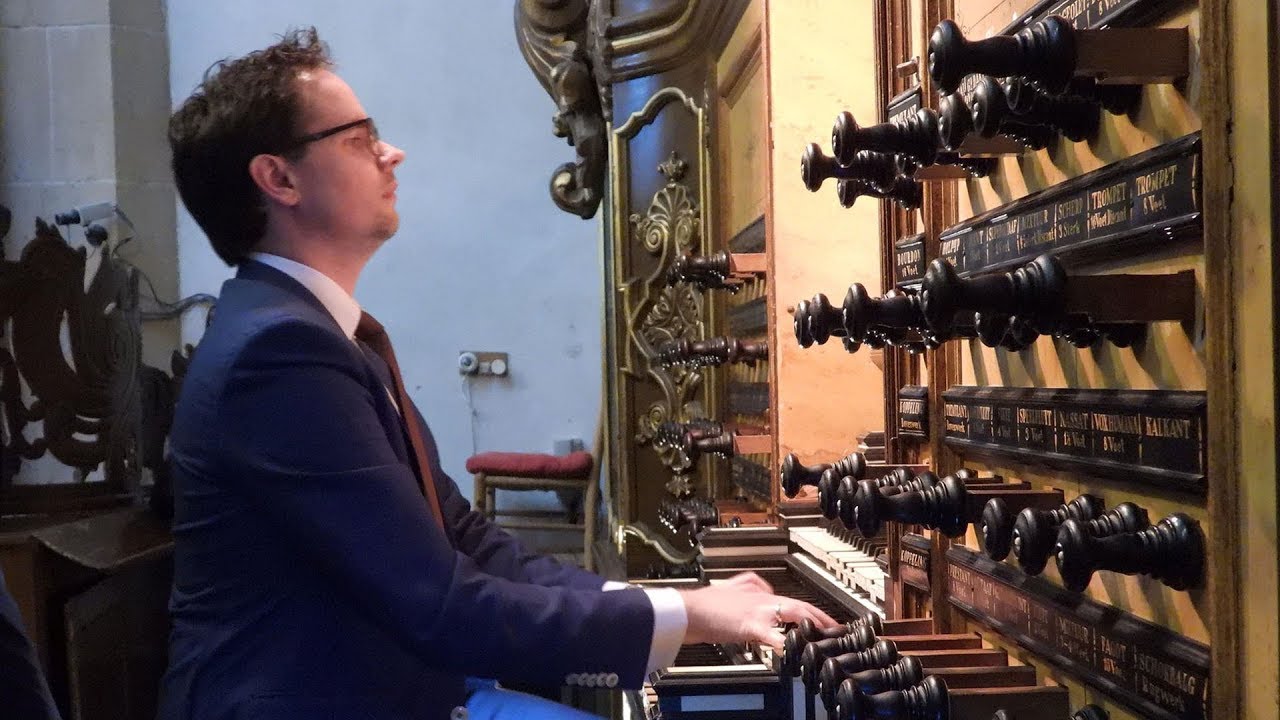 Bastiaan Stolk - Samenzang 'Dankt, dankt nu allen God'