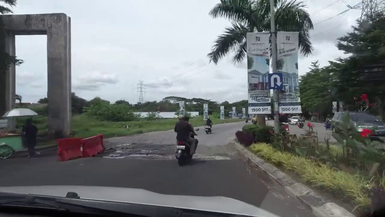 Grand Depok City (GDC), Jalan Boulevard GDC  Kota Depok