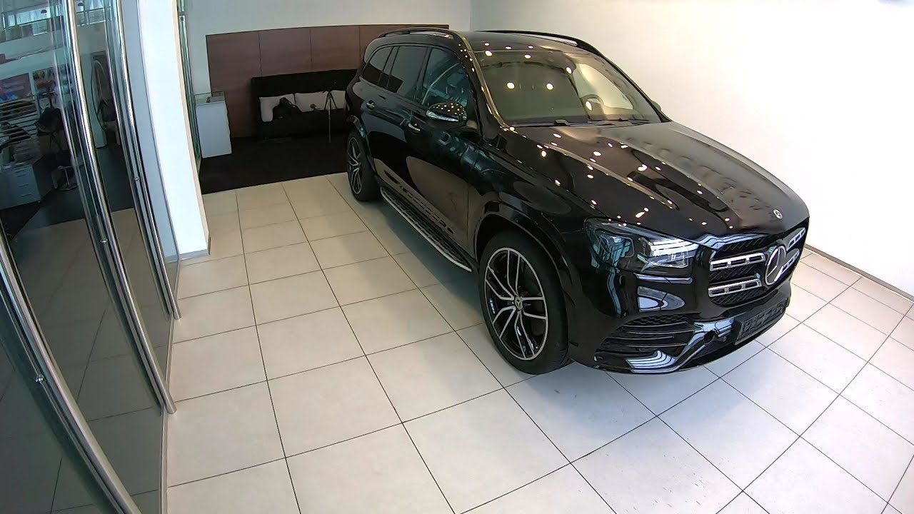 2020 Mercedes-Benz GLS 450 4MATIC First Class. Start Up, Engine, and In Depth Tour.