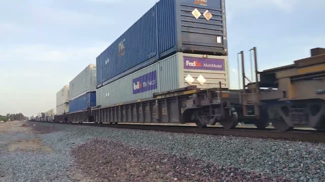 ULTRA HIGH SPEED!!! Incoming BNSF intermodal flying at 80 MPH by West Ave in 4K 60FPS
