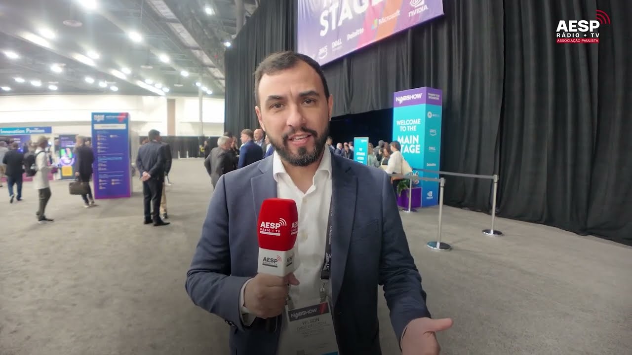 🎤WILSON WELISH, do Ministério das Comunicações, durante a NABSHOW 2025. Delegação AESP