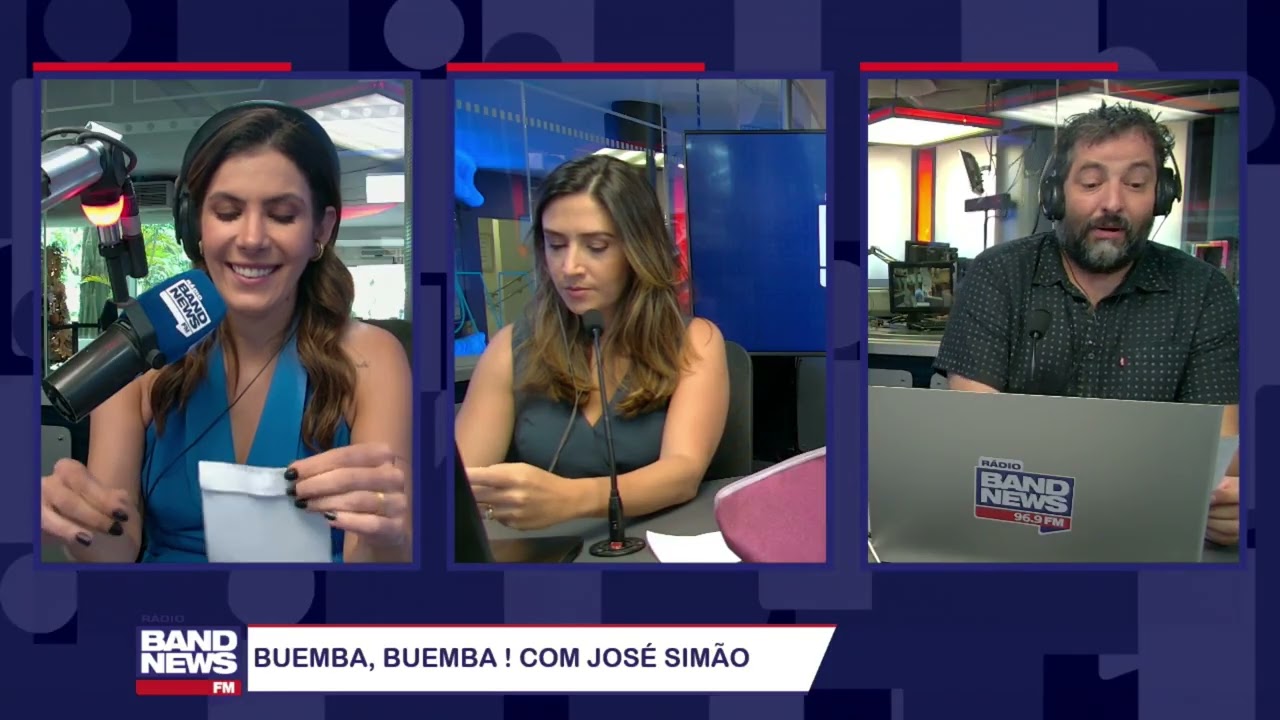 Balneário Camboriú substituiu o vermelho e veste Papai Noel de verde e amarelo | Simão