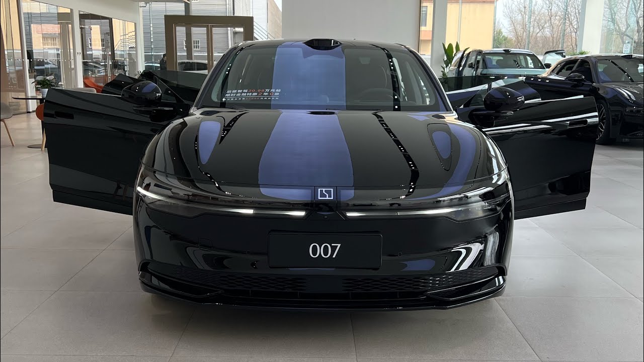 2025 ZEEKR 007 Ev 870km range under $31,800 walk-around | Geely | China 🇨🇳