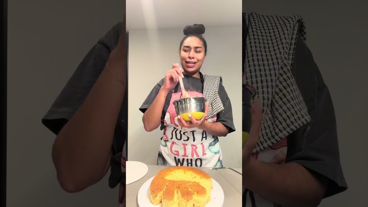 Make a baseball mitt cake with me! ⚾️
