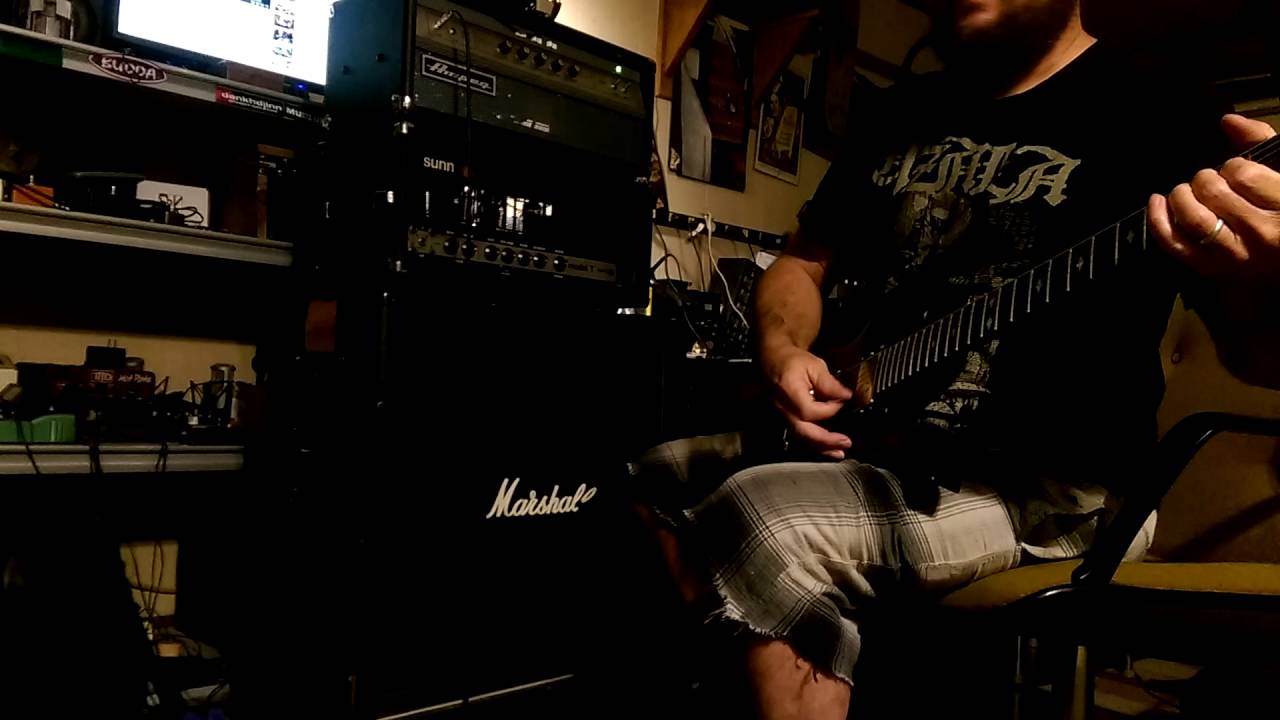 Ampeg V4b reissue with guitar. Clean and dirty