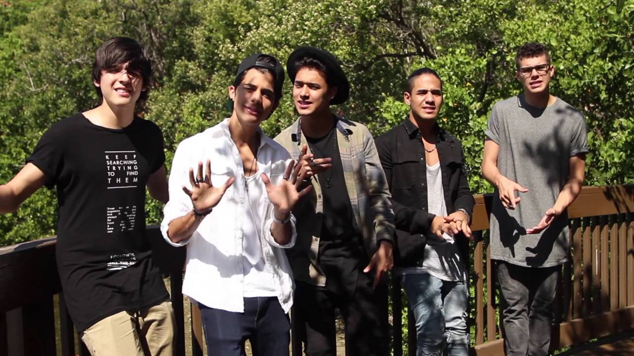 CNCO - Duele El Corazón - Enrique Iglesias Ft. Wisin