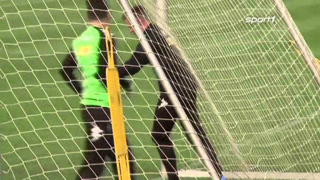 Niersbach überzeugt von Löws Verbleib - Ter Stegen gibt Debüt | SPORT1 NEWS