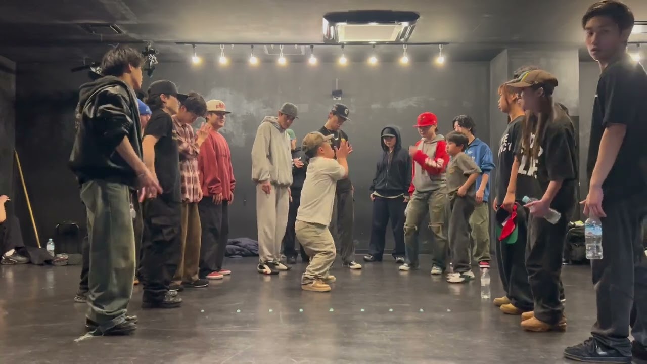 La Viviendo Vol.11 - Dwarf vs BabyBoy MainEvent