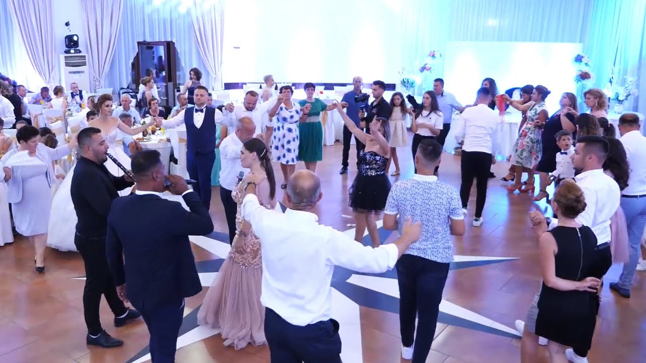 Çifti me Familjen ne Valle - Sulo.G , Xhoi Gremi & Klarinet Turi.G ( Dasma Jurgeni & Matilda )