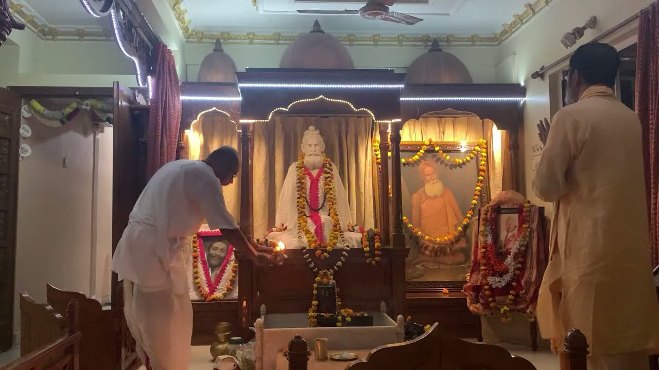 Baba Lokenath Sandhya Aarti | Lokenath Divine Life Mission, Kasba, Kolkata