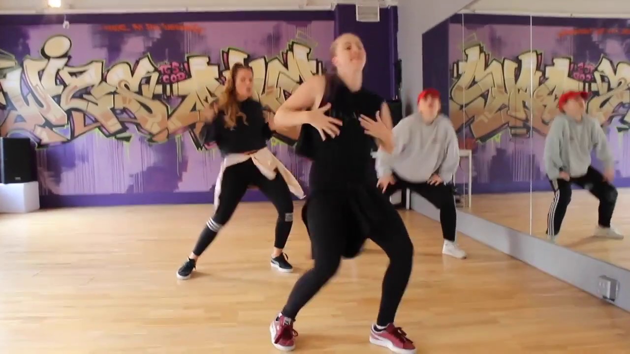 Nina Eckbo - Lose Control by Missy Elliot