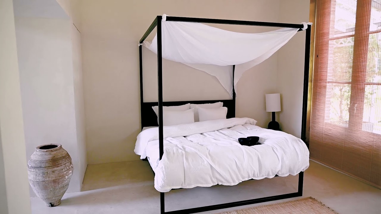 Robuust Amsterdam | Bedframe 02 | Black