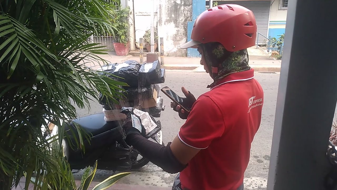 Parcel Delivery - J&T Express .