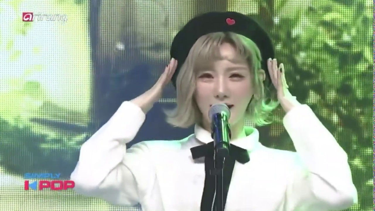 [simply k-pop] Carry On by Hee(희) ft. Ellie, Yehana of Wegirls (위걸스)