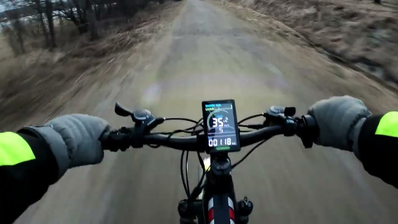 Ute och glider med Randride YX90 1000W elcykel test ospärrat läge