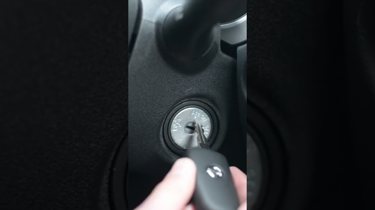 5 Signs of a Bad Ignition Switch #shorts