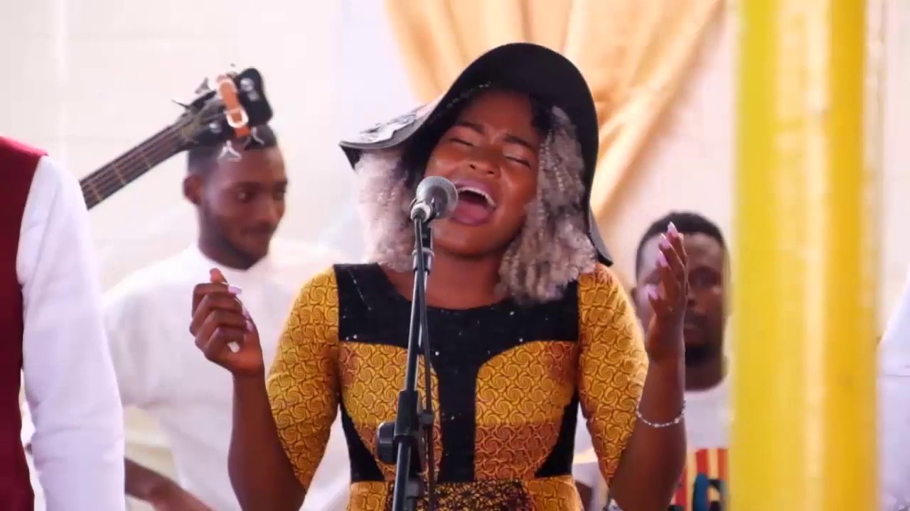 EGLISE BIMA. HEE MWANA YA MOTO BATELA BOMOYI NAYO HEE