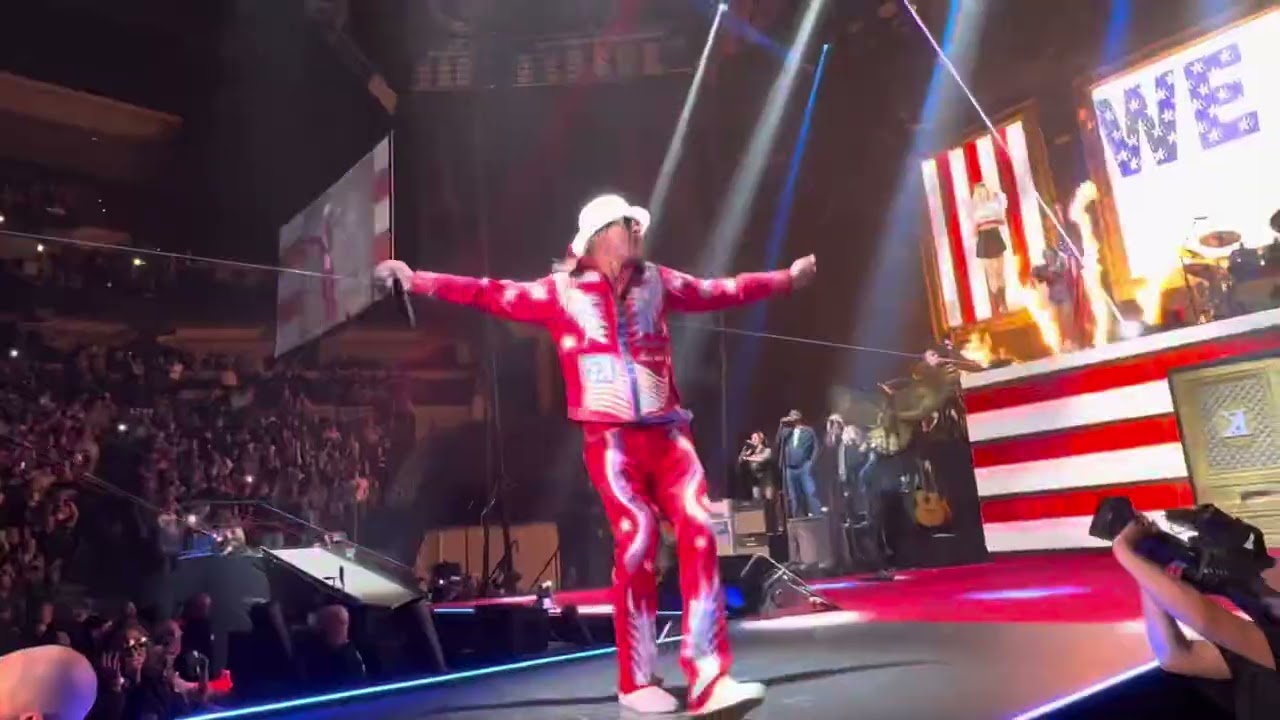 Kid Rock - We The People in Omaha, NE Front Row!!!!