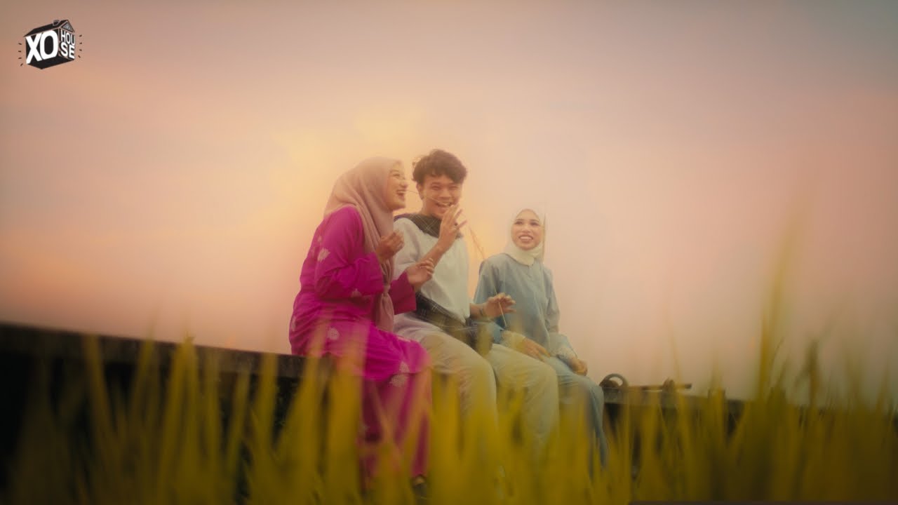Iman Troye, Dalia Farhana, Fimie Don, LAYKA - Ria Raya (Official MV)