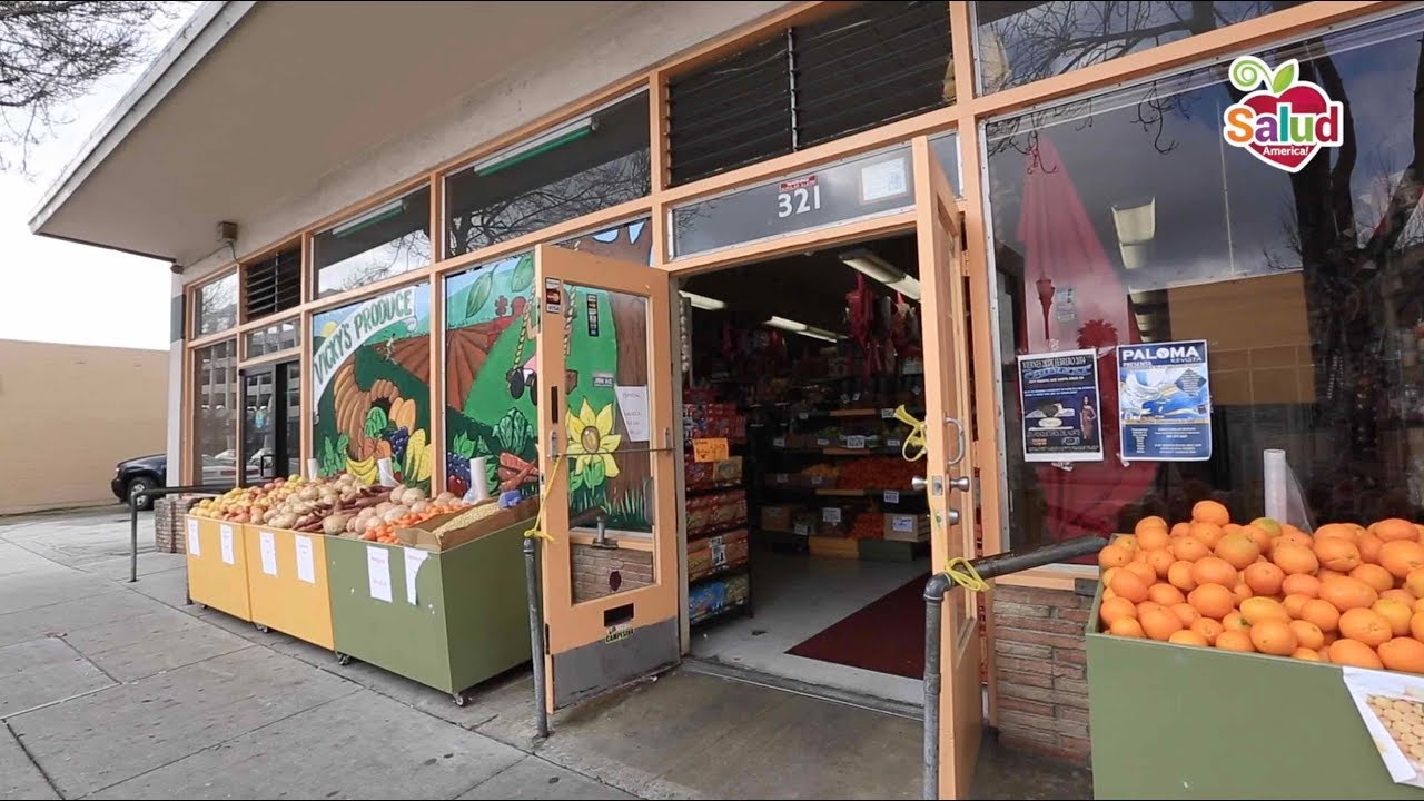 Fresh marketing at Latino corner store in Watsonville, California
