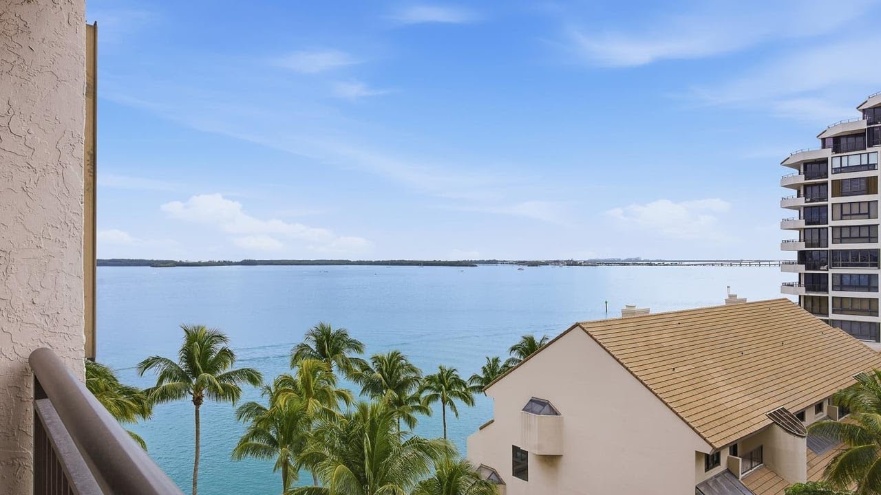 540 Brickell Key Dr, Miami, FL