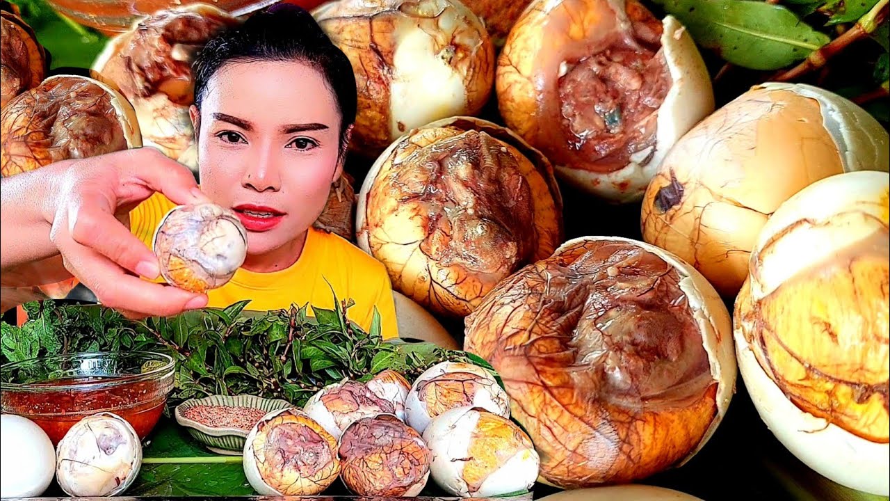 กินไข่ลูกเป็ด‼ ไข่ฮ้างฮัง ครั้งเเรก เป็นยังไงมาลองกันเลยค่ะ|ส้มซ่าพาเเซ่บ