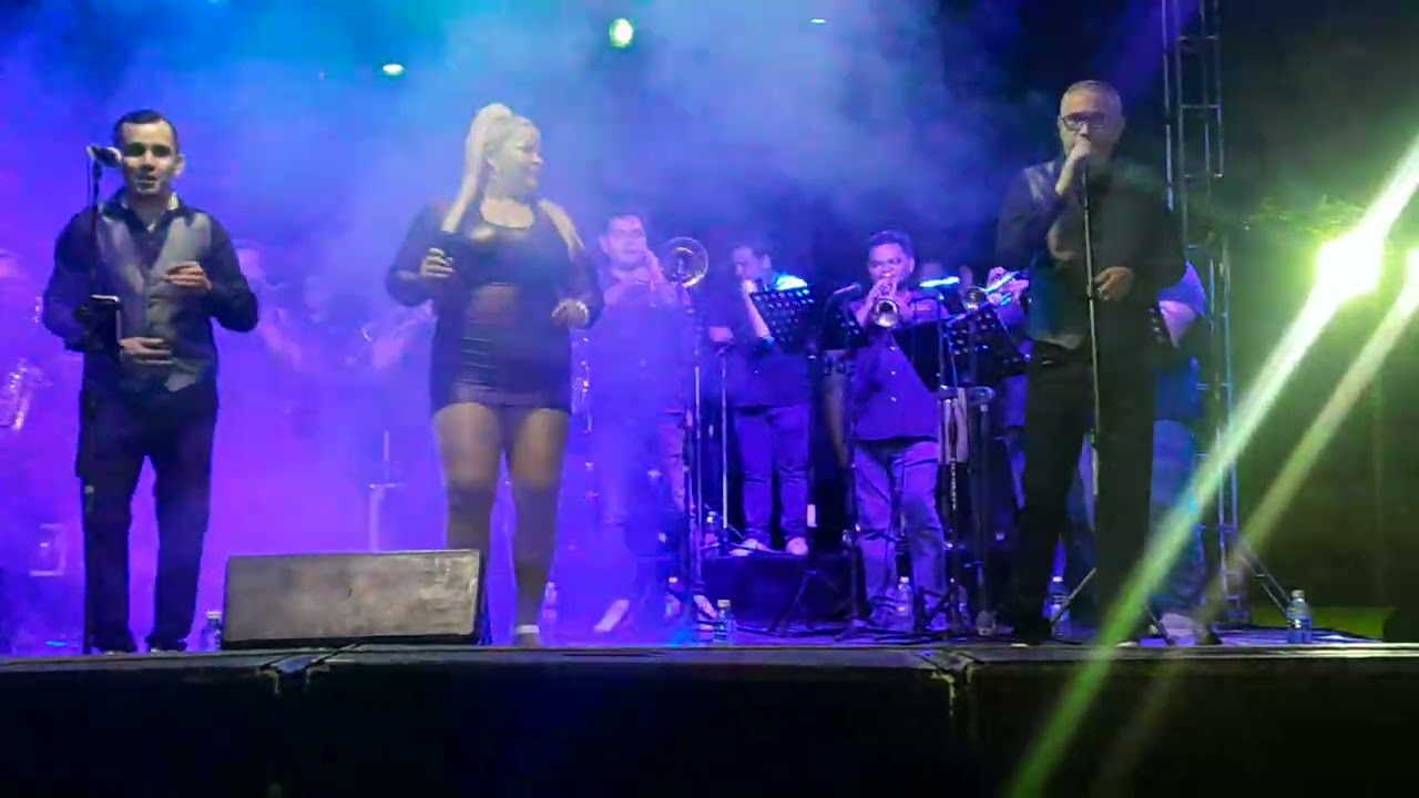 Comienza la fiesta patronal en la lucia y desde la cancha azteca