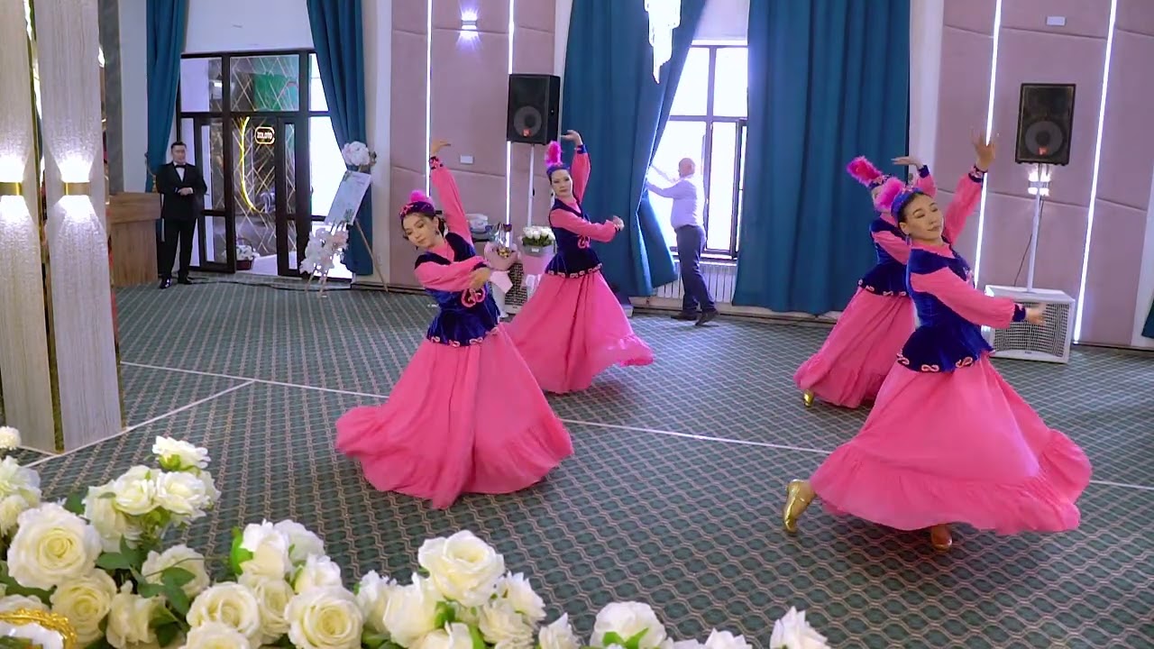 Красивый танец / Ансамбль 