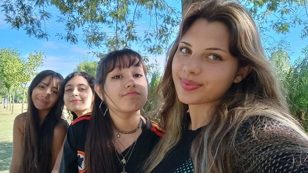 pijamamada con mis novias😍