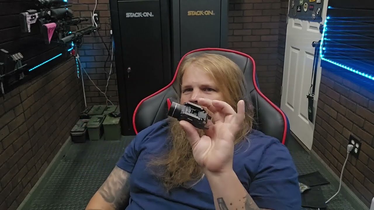 Streamlight Destroys Harbor freight over silver ring