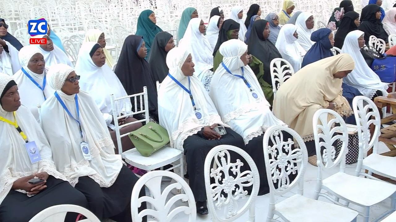 MASHINDANO YA KITAIFA  YA KUHIFADH  QUR-AN YA WATU WAZIMA PAMOJA NA WALIMU WA MADRSA  ZANZIBAR .