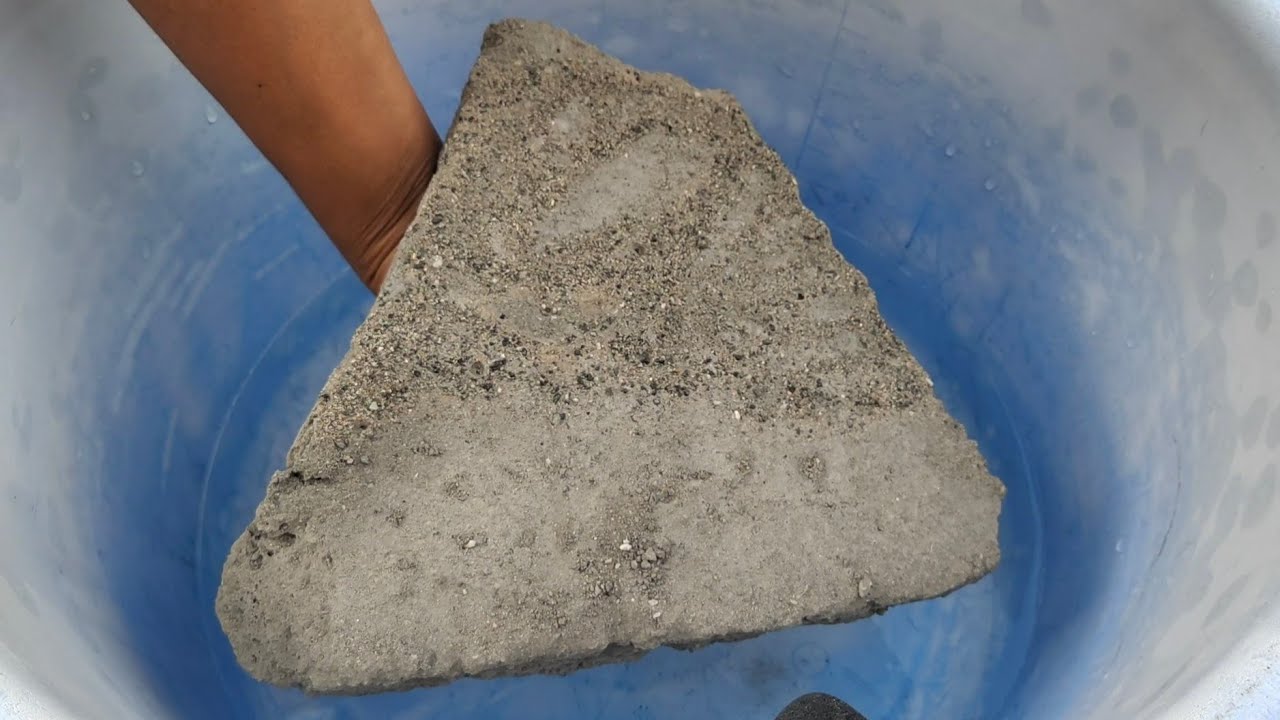 Asmr - charcoalashes slabs crumbling in water 💦💦