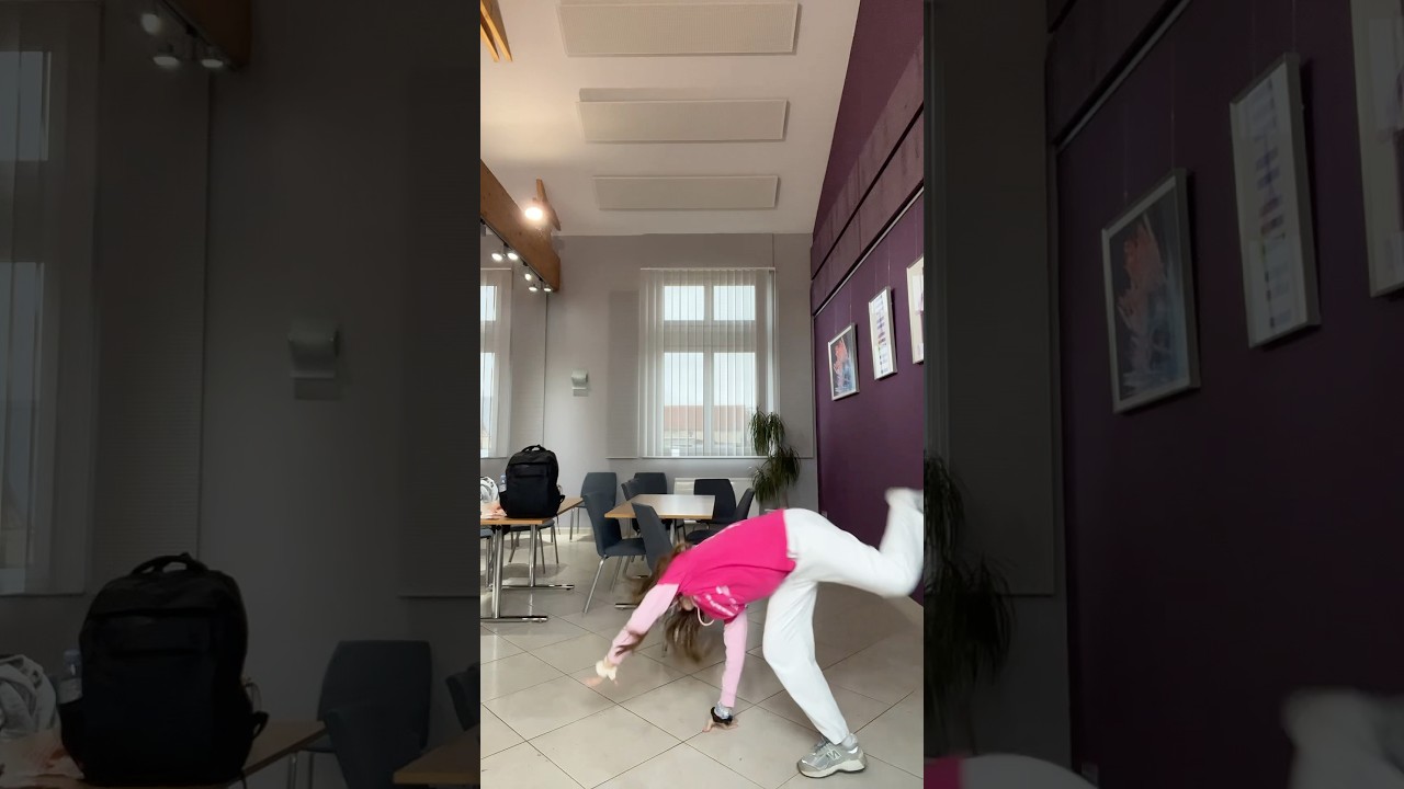 OPHENYA APPREND À FAIRE LA ROUE 🤸🤣🤣