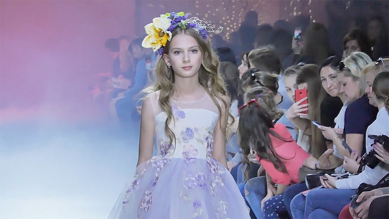 Салон Даная | Fall Winter 2018/2019 Full Fashion Show | Exclusive