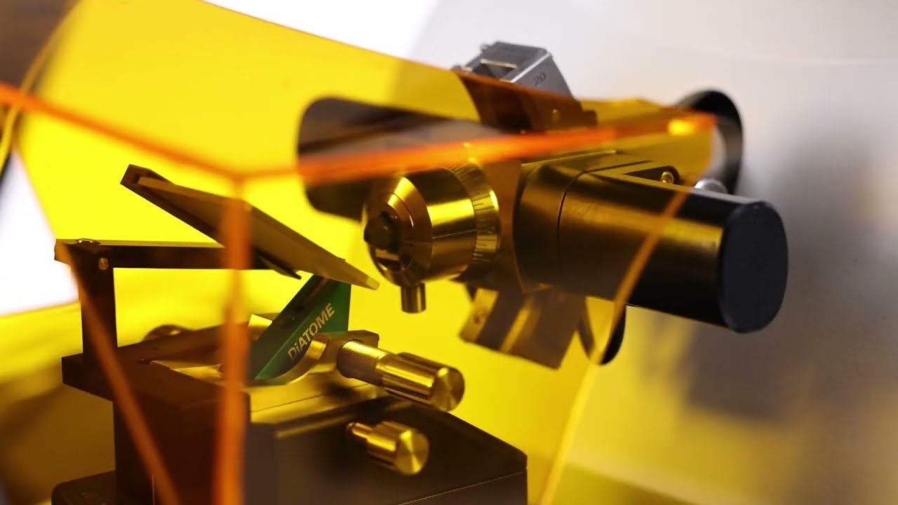 UC Enuity Ultramicrotome – Trim your target with the help of fluorescence