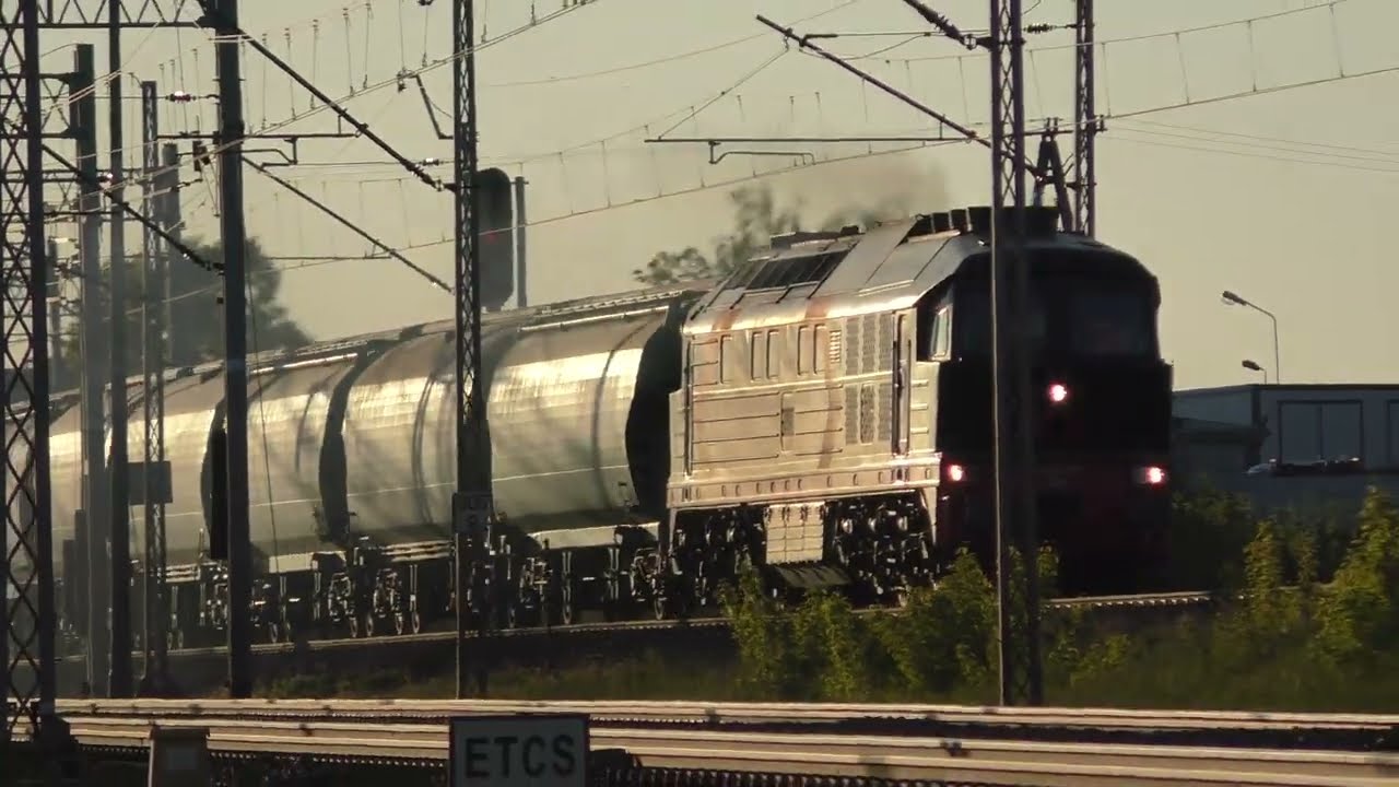 Piękna BR232-448 CARGOUNIT